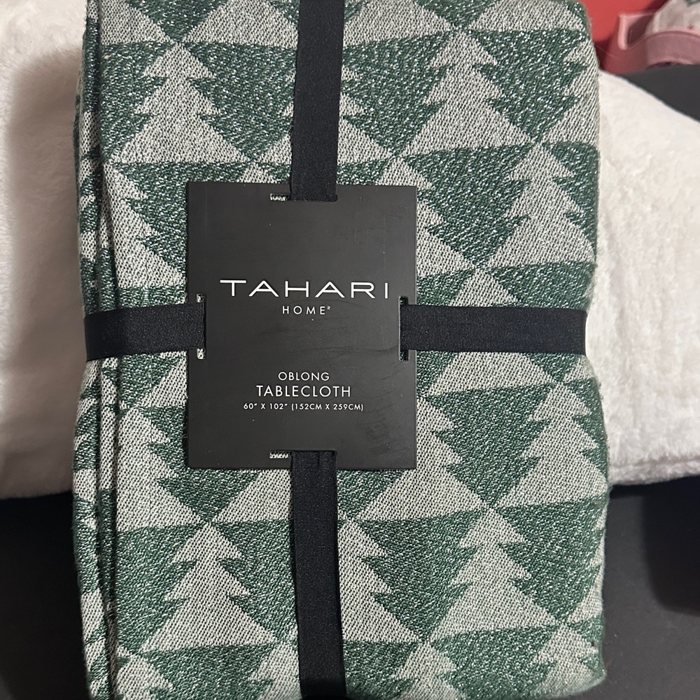 Tahari Home Green and silver Christmas tree oblong tablecloth